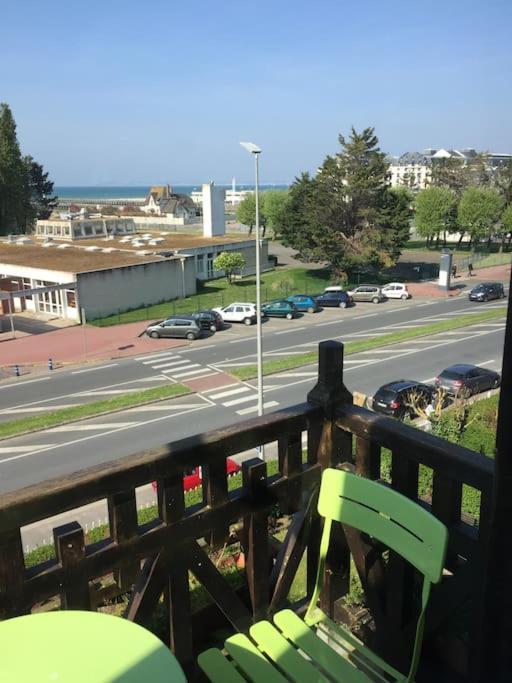 Les Embruns - Le Balcon - 2Eme Etage Apartman Deauville Kültér fotó